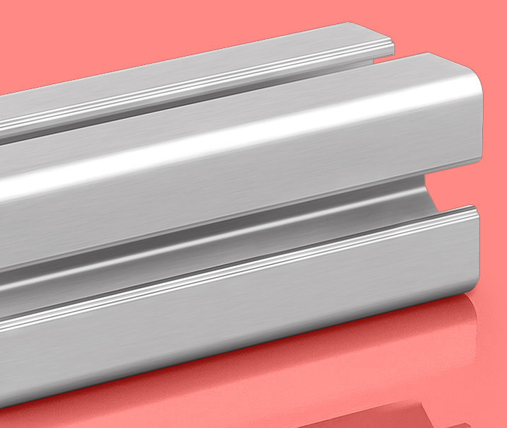 河南商丘一段国道边上发生了令人关注的事件