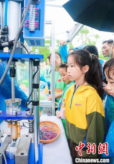 绿跑中国全民健康大赛上海奉贤海湾起跑:以绿