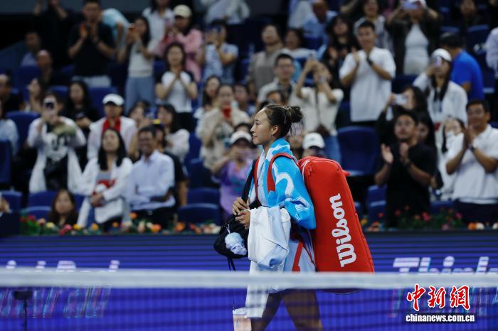 郑钦文中网第三轮因伤退赛 无缘16强