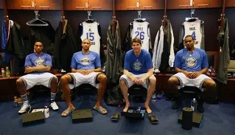 詹姆斯对阵四全明星球队战绩：赢两场输五场